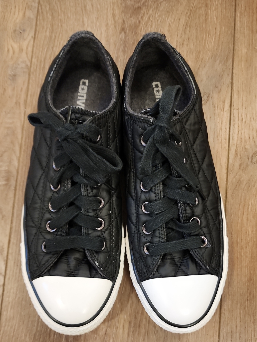 Converse Chuck Taylor All Star Quilted Pack Black & White Men's 7.5 Women's 9.5